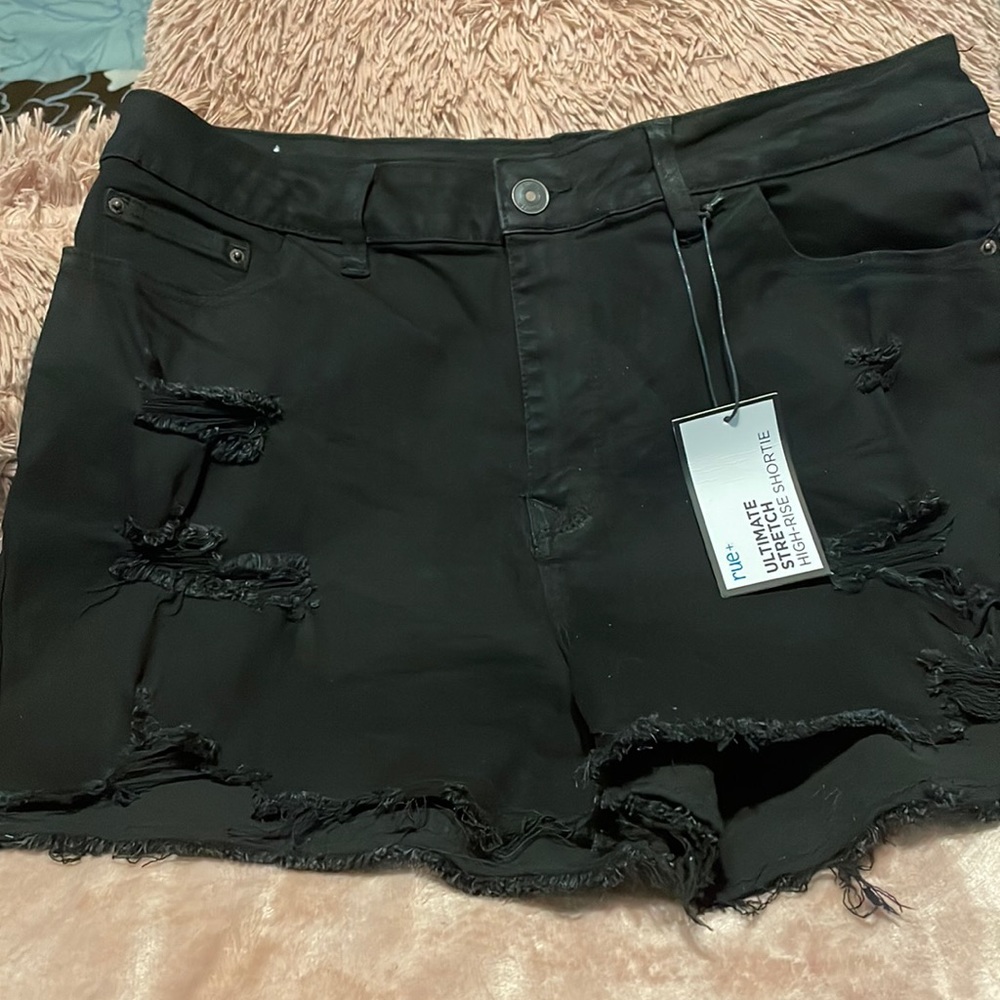 Rue 21 ultimate stretch high rise shortie